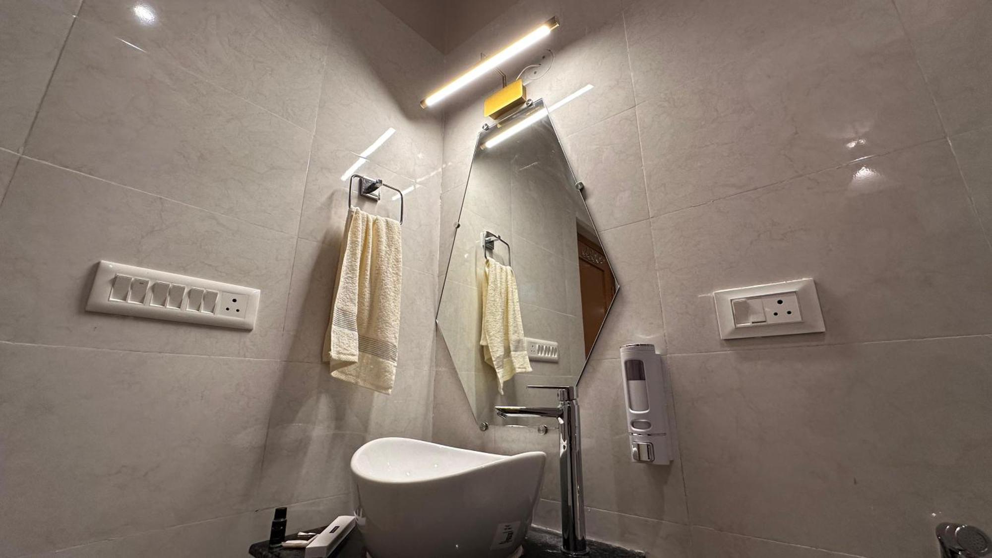 The Lumi Hotel Bīr Kültér fotó